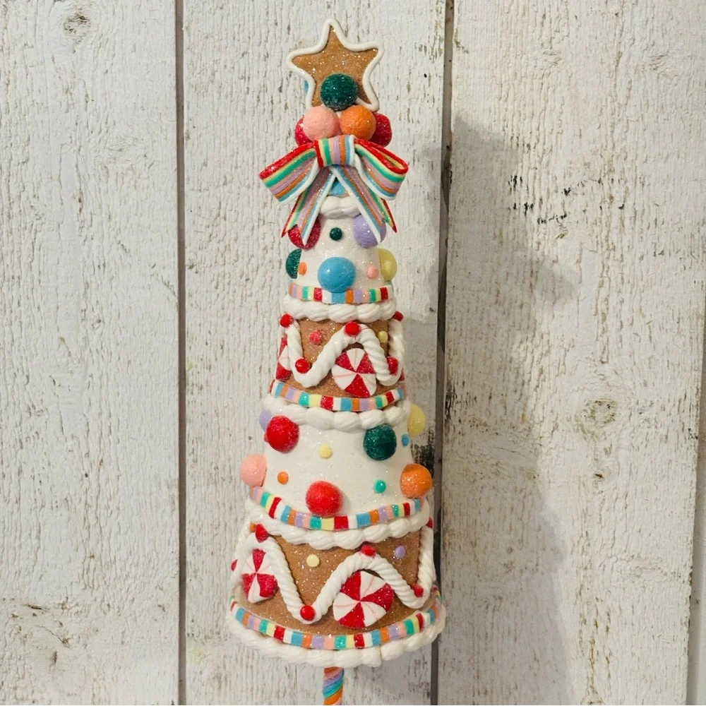 Cupcakes and Cashmere Gingerbread Candy Land Frosted Holiday‎ Christmas Tree NEW